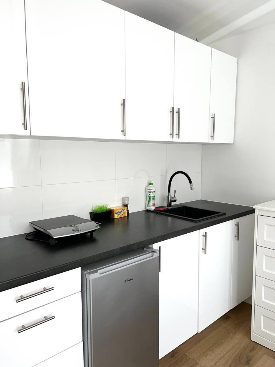 Quiet Apartment Near The Park, Metro, Centre, Wi-Fi - By Hik Apartments 바르샤바 외부 사진